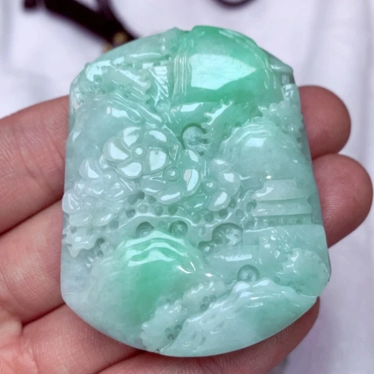 翡翠吊坠(不含链)未镶嵌