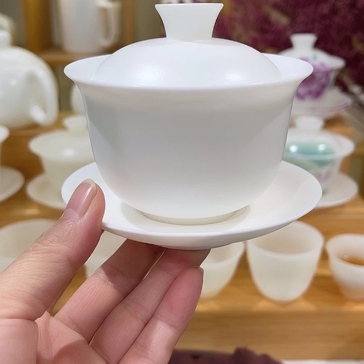 素烧纯白盖碗150–1111111