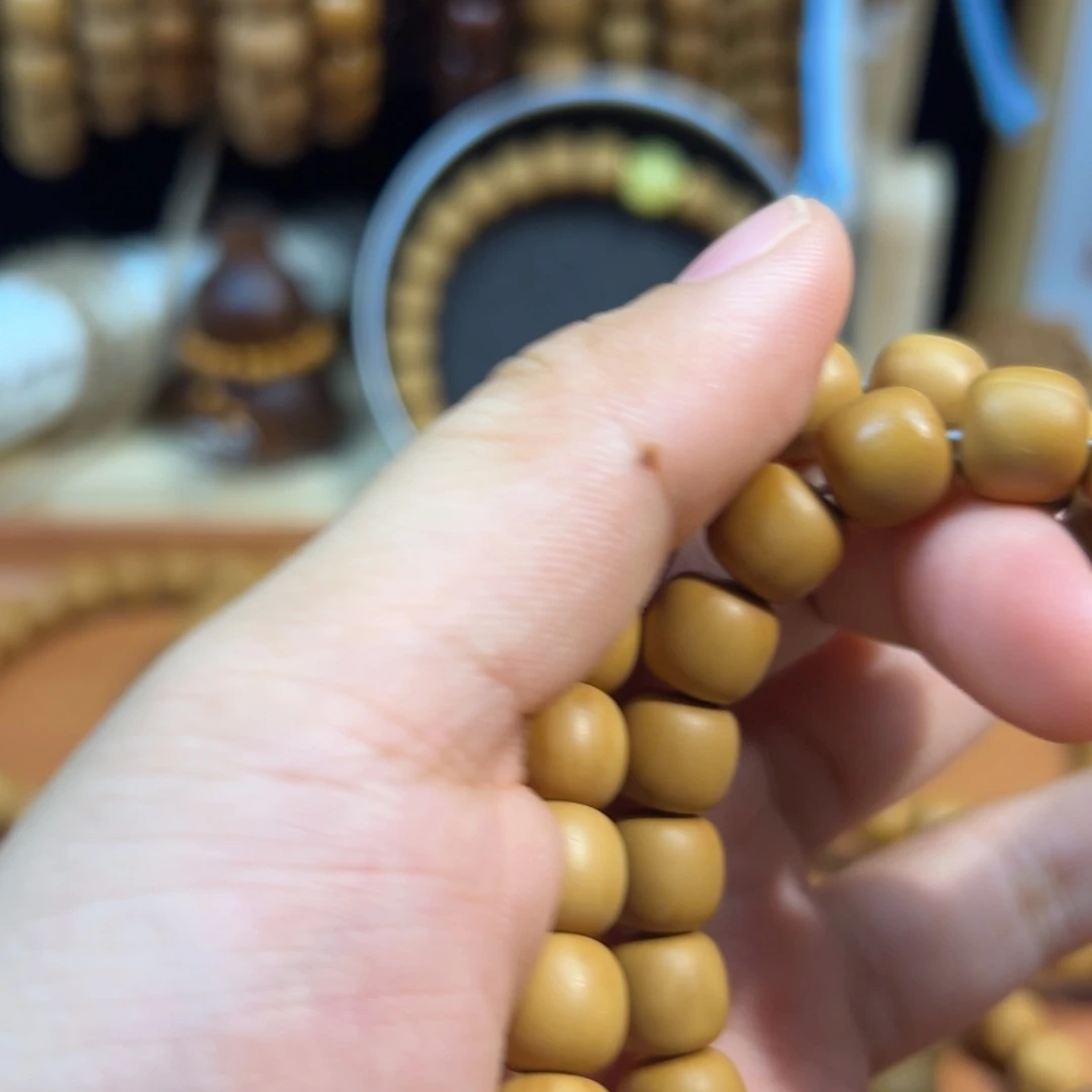 缘***份猴头核桃吊坠9+mm老型全品无暇