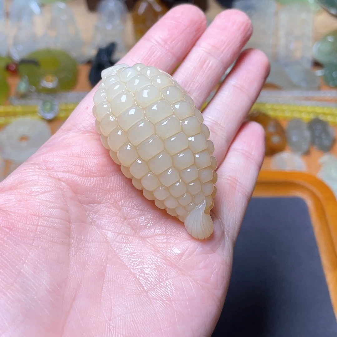 蛇纹石玉手把件未镶嵌M****l