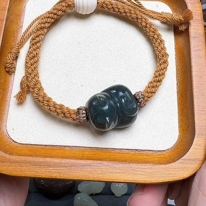 手绳未镶嵌和田玉（糖玉）