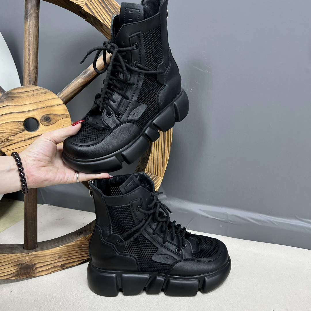 百搭透气网面黑色夏季短款马丁靴夏季镂空马丁靴