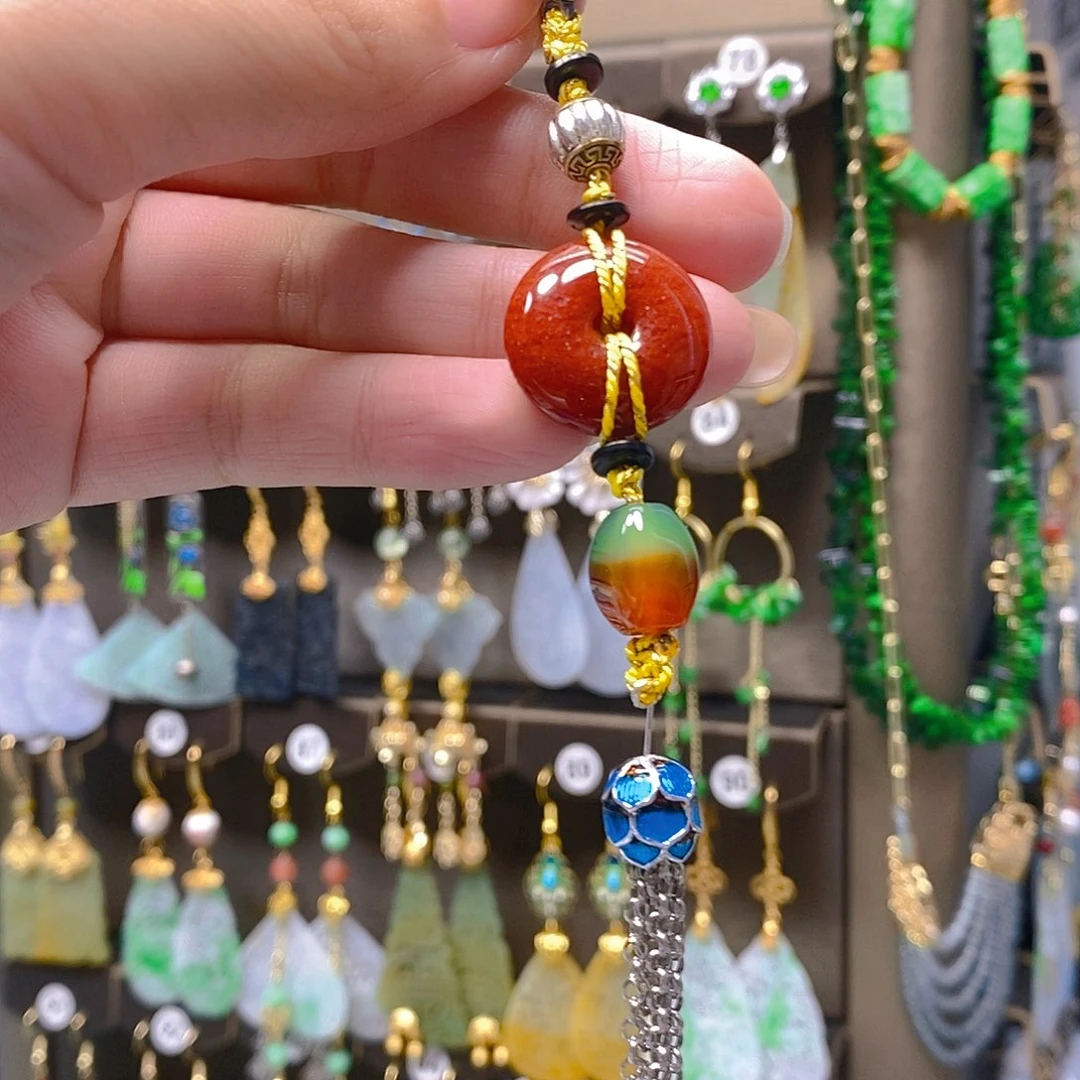 未镶嵌翡翠耳饰翡翠