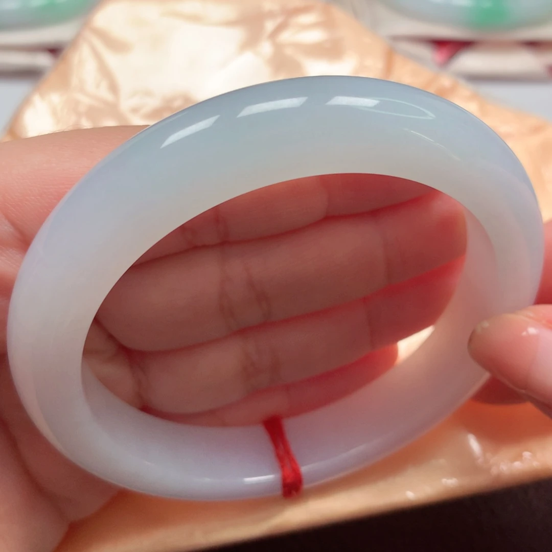 ～***风翡翠未镶嵌手镯强推61.5圈