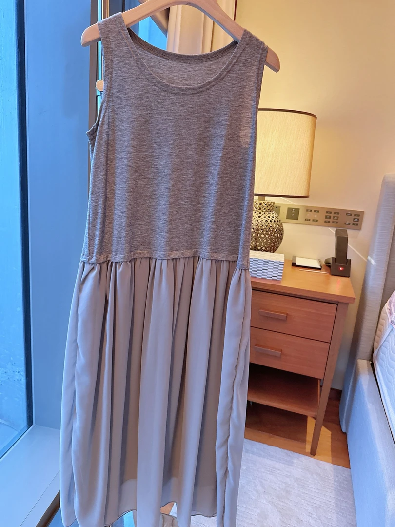 【张静芝】灰色简约无袖背心连衣裙