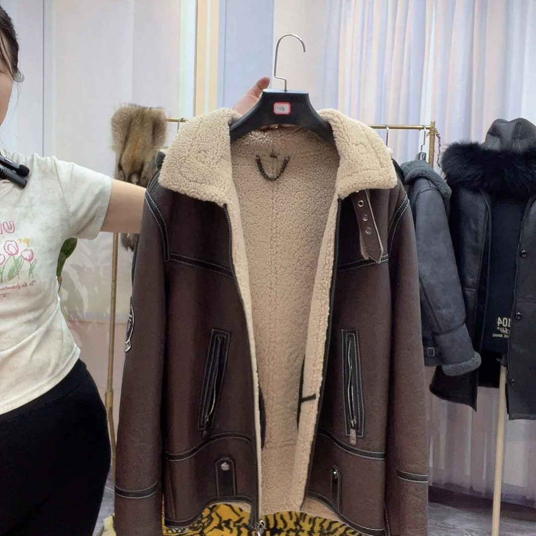皮毛一体加厚保暖外套