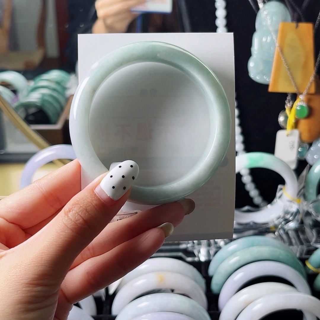 翡翠未镶嵌手串天然翡翠手镯