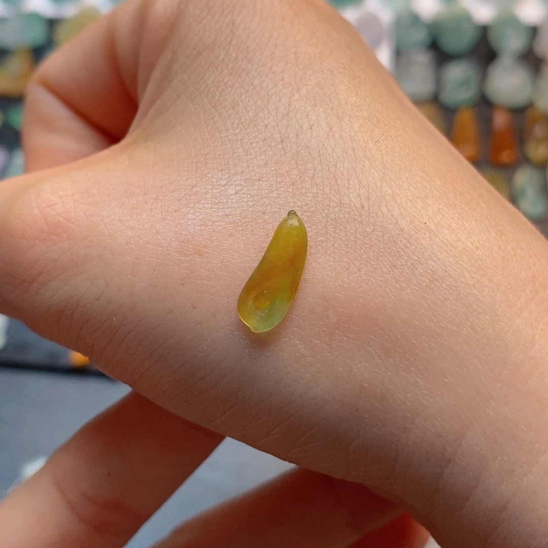定制翡翠未镶嵌Y*N玉兰花