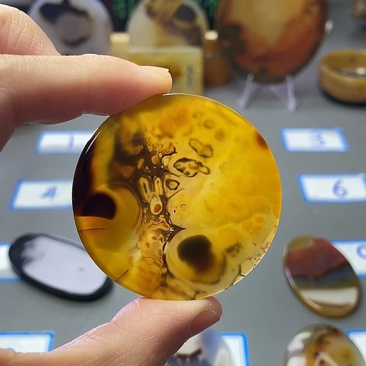 玛瑙/玉髓未镶嵌珠宝半成品37