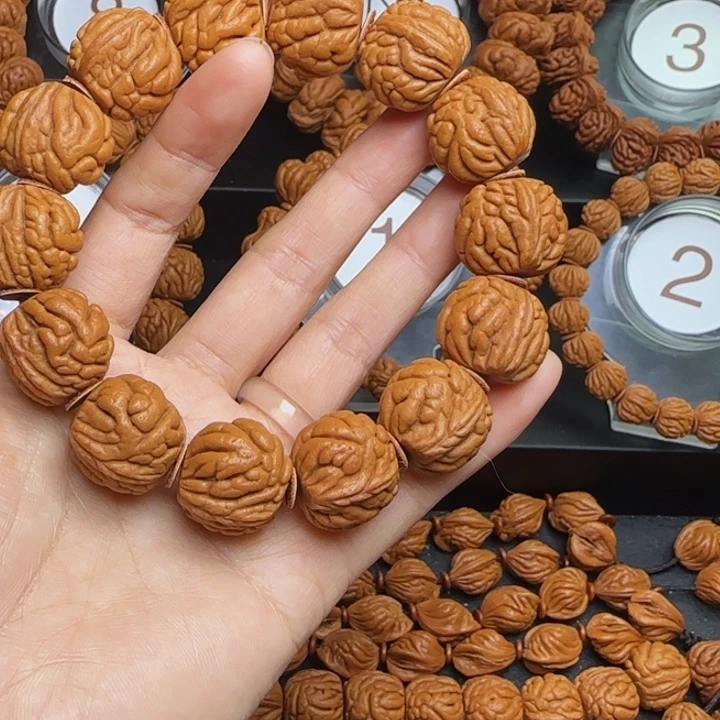 手串桃核龙纹桃核