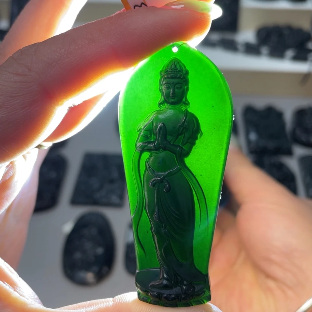 蛇纹石玉未镶嵌吊坠