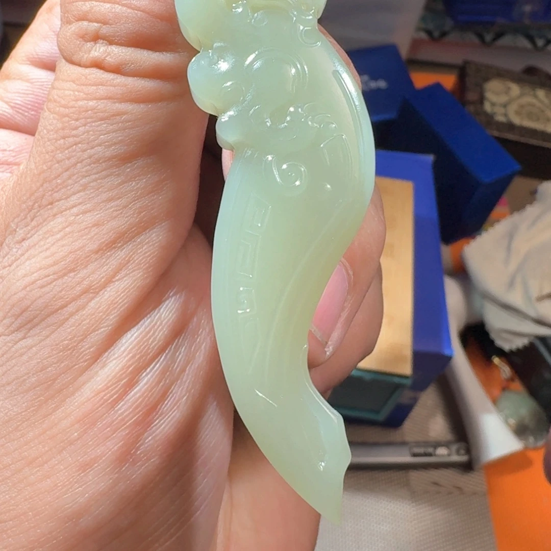 和田玉（糖玉）未镶嵌颈饰