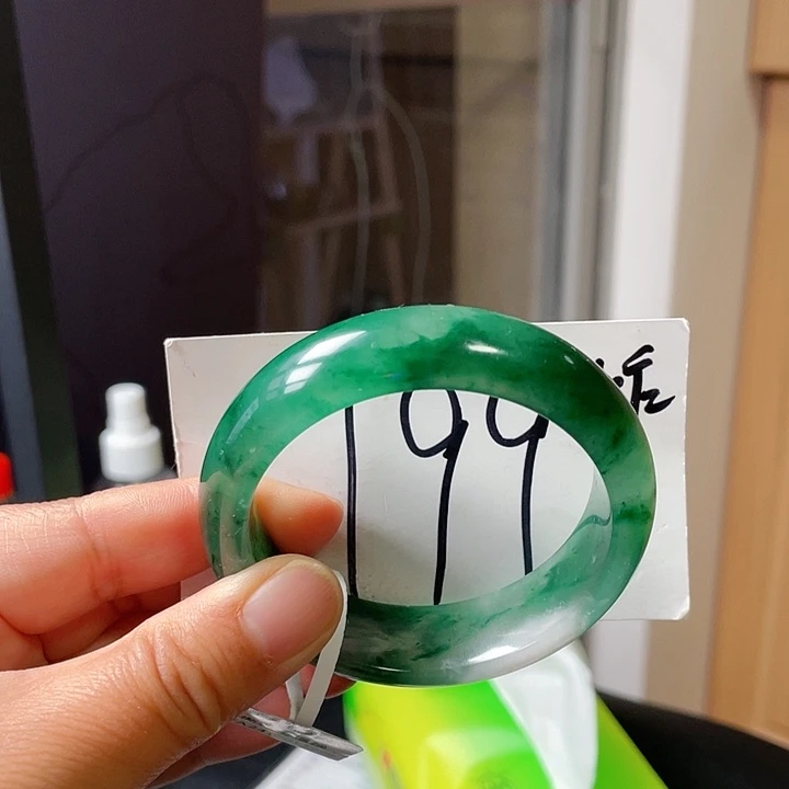 石英质玉手镯未镶嵌瑶53