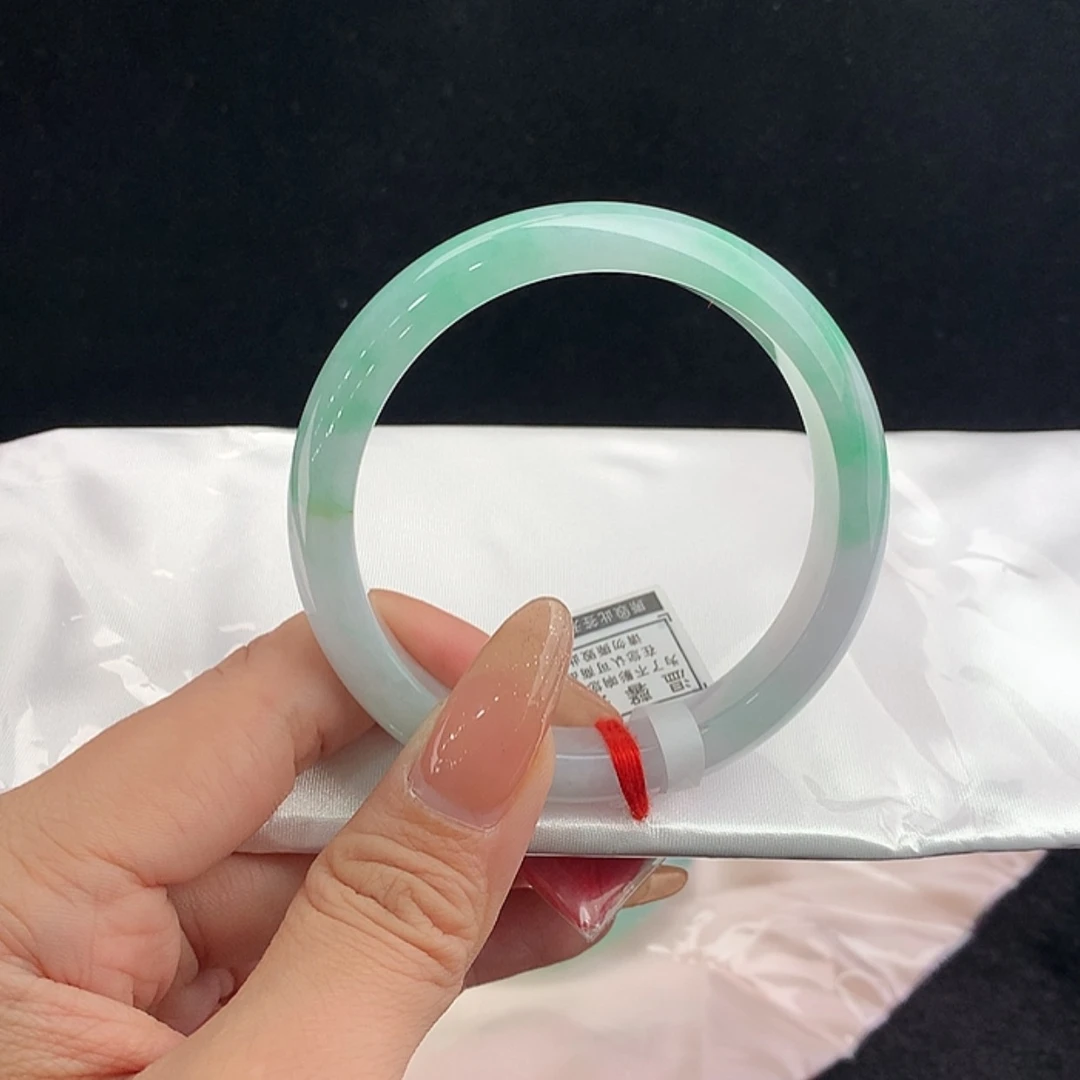 【闪购商品】未镶嵌手镯翡翠正57