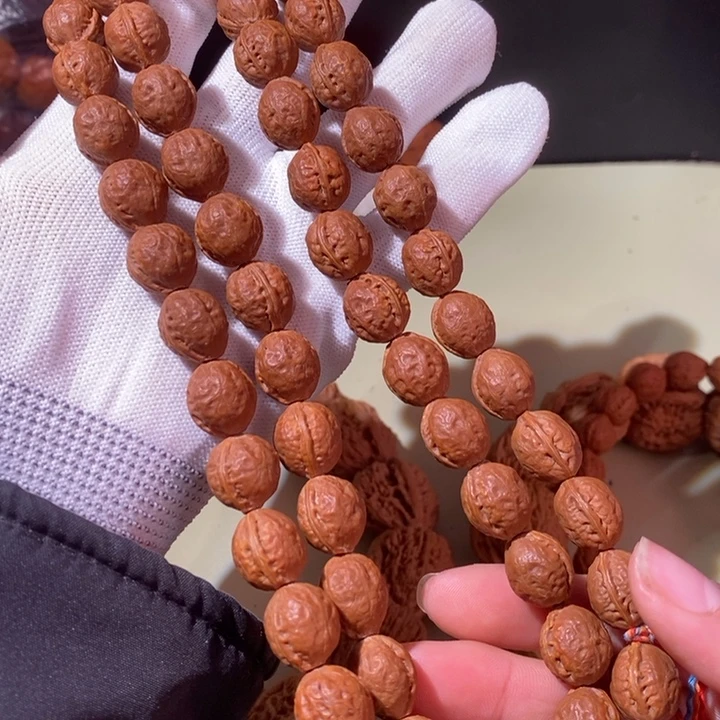 文玩核桃手串……11