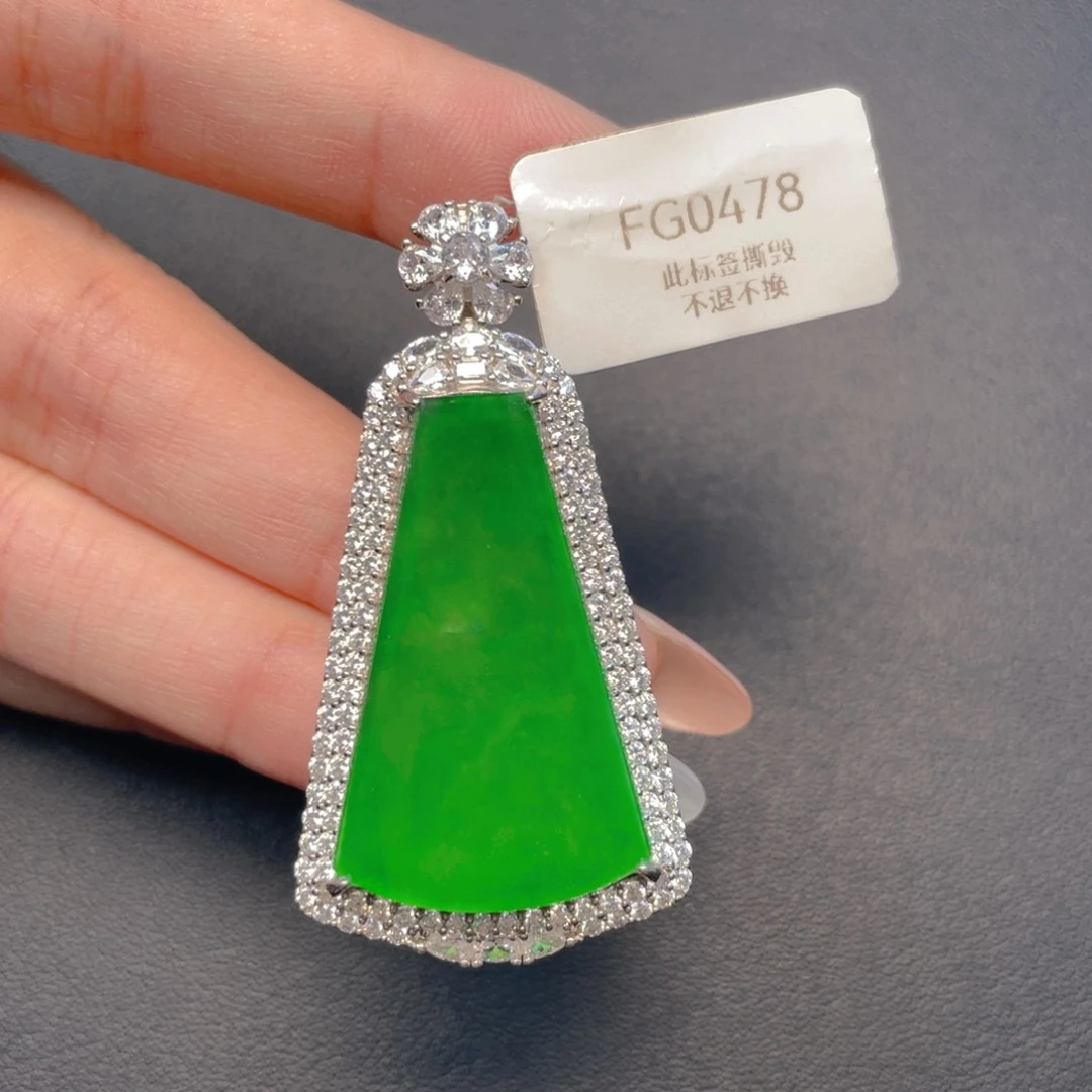 【闪购商品】吊坠(不含链)银S925镶嵌翡翠