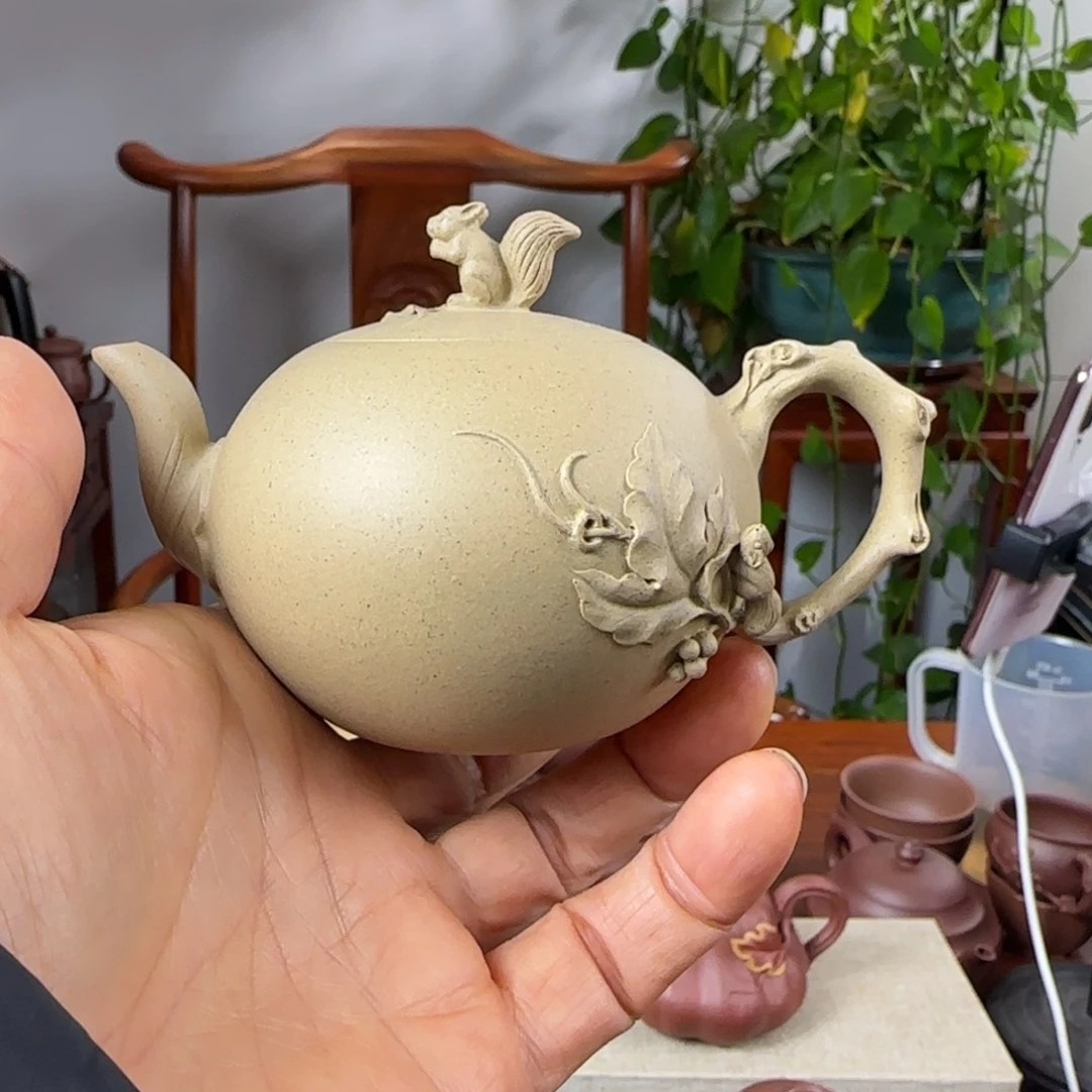茶壶紫砂松鼠壶本山绿