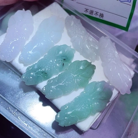 翡翠未镶嵌颈饰m**a缅甸翡翠手镯项链