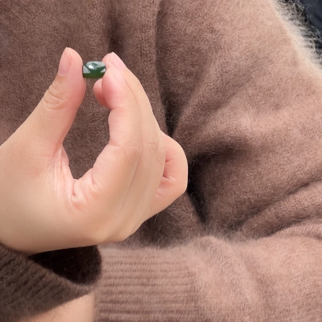 *****和田玉未镶嵌戒指