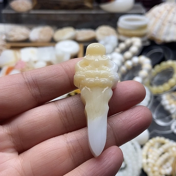 非金属贝壳玉化翘黄降魔杵