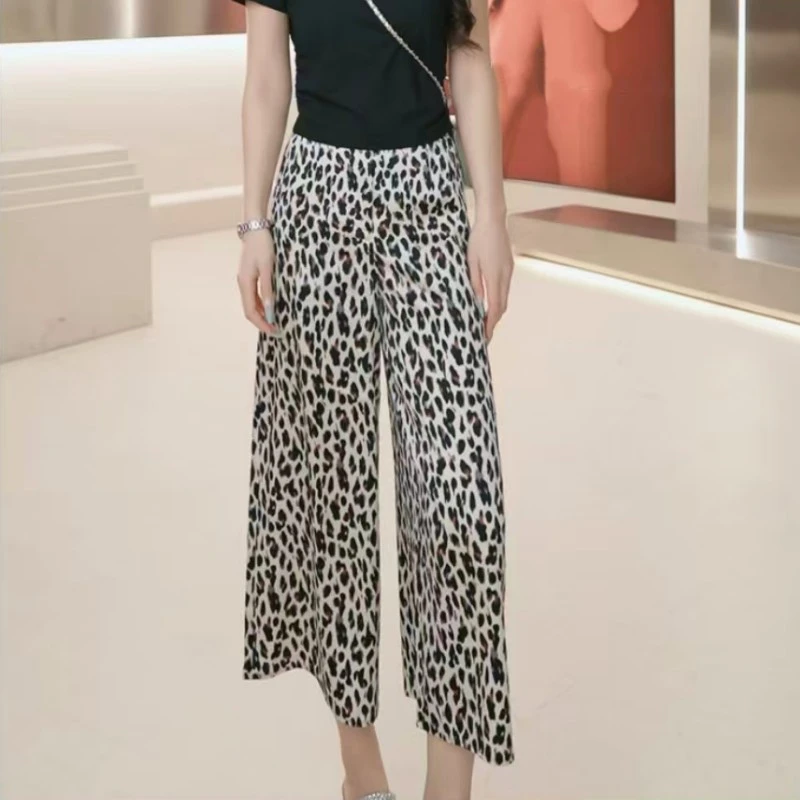 【专柜品质】夏季时尚宽松气质百搭豹纹垂感八分休闲阔腿裤女110045