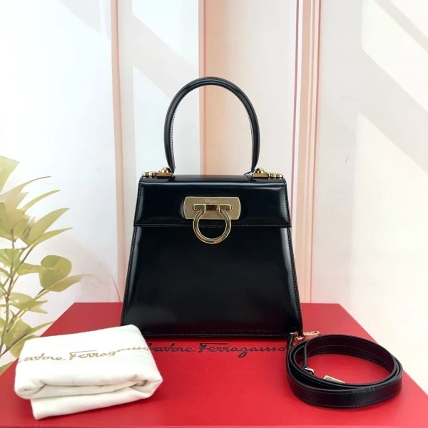 95新/菲拉格慕/妃鱼/包包/250125EV0020