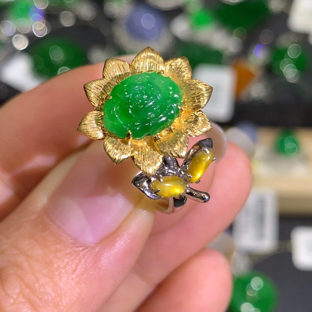 翡翠戒指18K金镶嵌8、