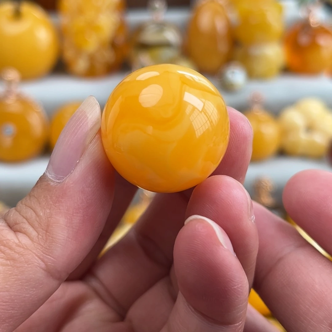 蜜蜡珠宝奇石未镶嵌