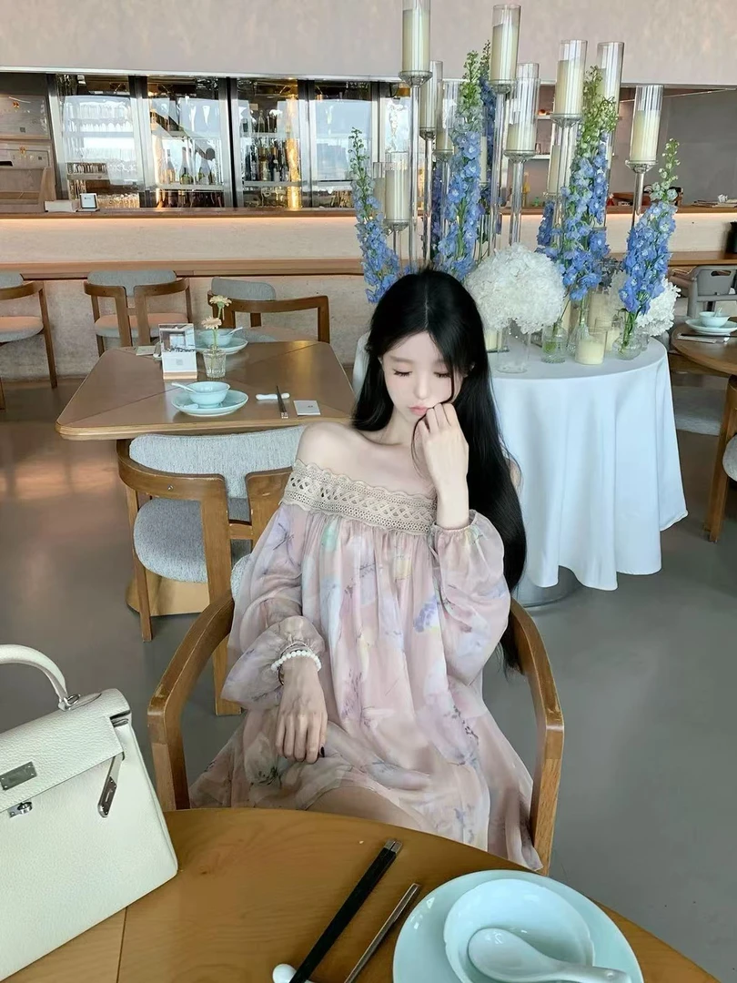 梦梦 MENGMENG｛蝴蝶兰樱 新款纯欲甜美慵懒一字肩连衣裙}