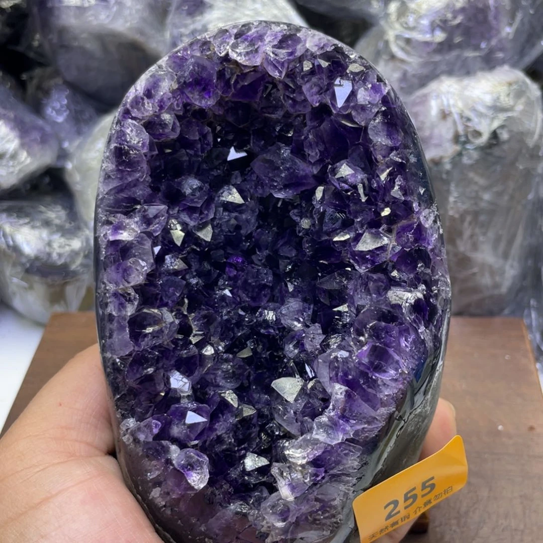 未镶嵌水晶大型摆件（非配饰）