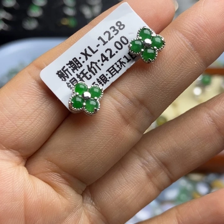 翡翠耳饰银S925镶嵌耳钉