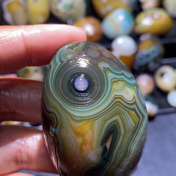 玛瑙/玉髓未镶嵌珠宝半成品80