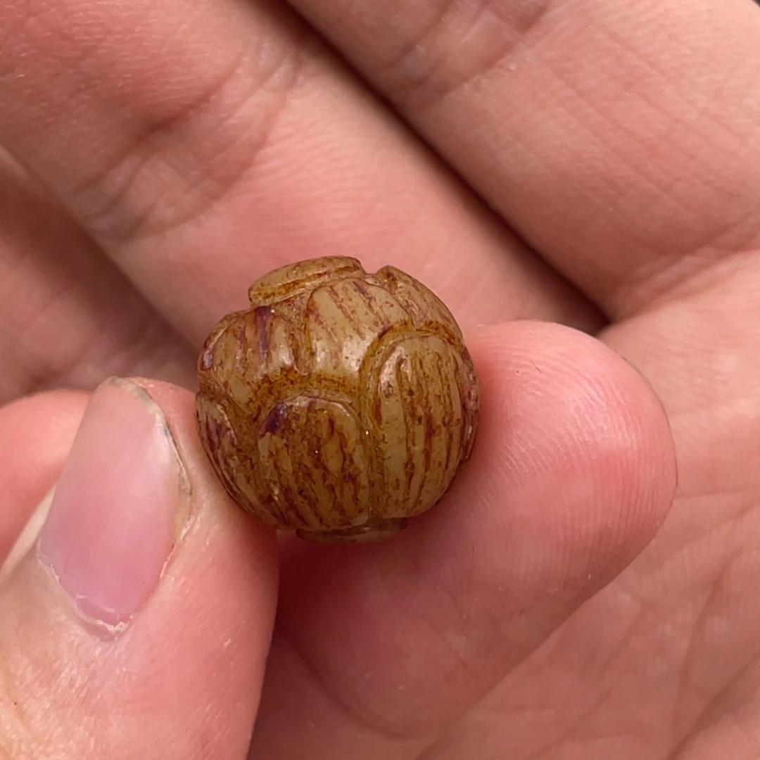 和田玉（糖玉）颈饰未镶嵌