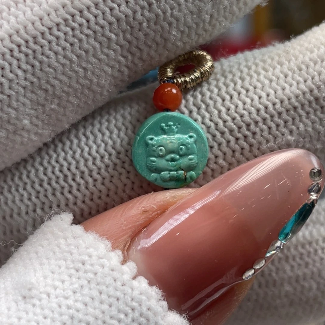 绿松石未镶嵌挂件