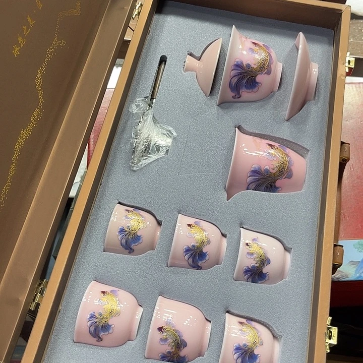 孤品茶具。