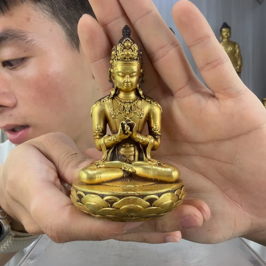 我**拔佛像的造型和造型