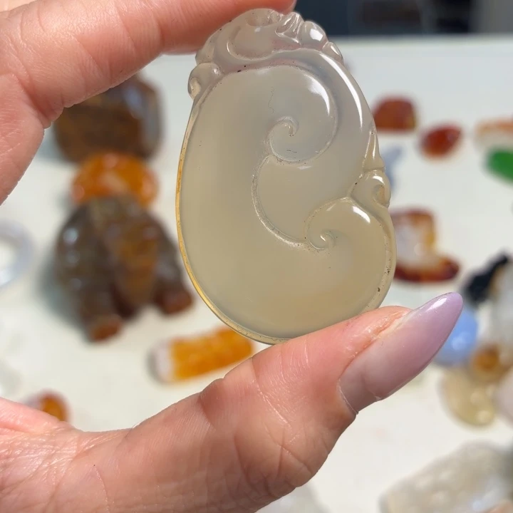 玛瑙/玉髓未镶嵌吊坠(不含链)