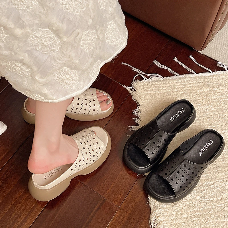 镂空透气鱼嘴凉拖鞋女夏外穿2025新款厚底防滑配裙子沙滩洞洞凉鞋