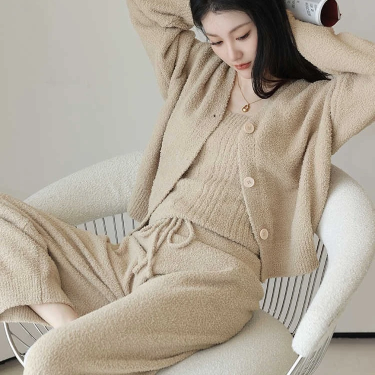 秋冬休闲气质新款吊带睡衣三件套家居服半边绒软绵绵睡衣睡衣女款