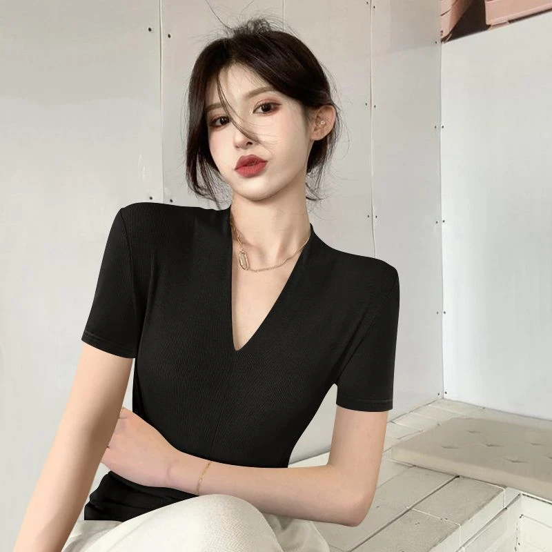 高弹力螺纹V领T恤新款2025夏季修身显瘦潮流正肩清冷系禅意衣服女