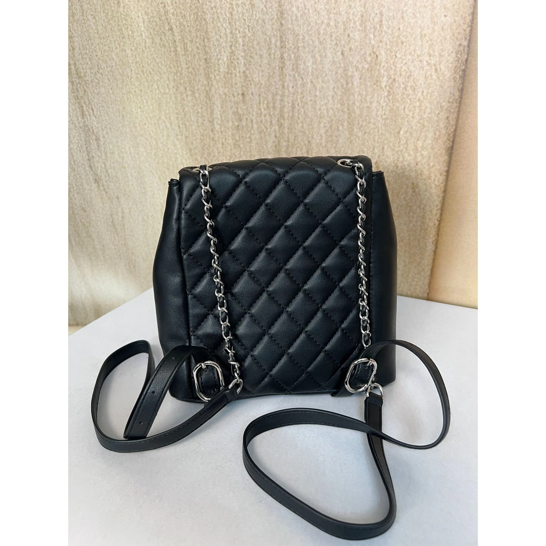 TOLEX2025新款时尚百搭手工女包双肩青蛙