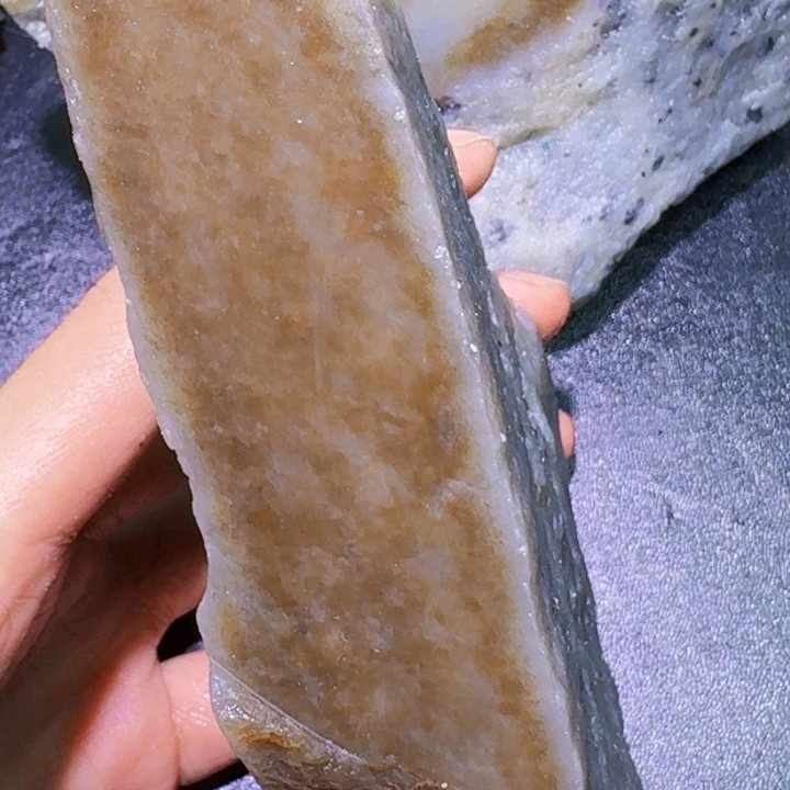 未镶嵌和田玉（糖玉）珠宝半成品