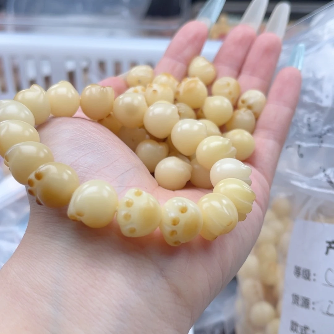 白玉菩提吊坠kk12mm/20颗炭烧猫爪