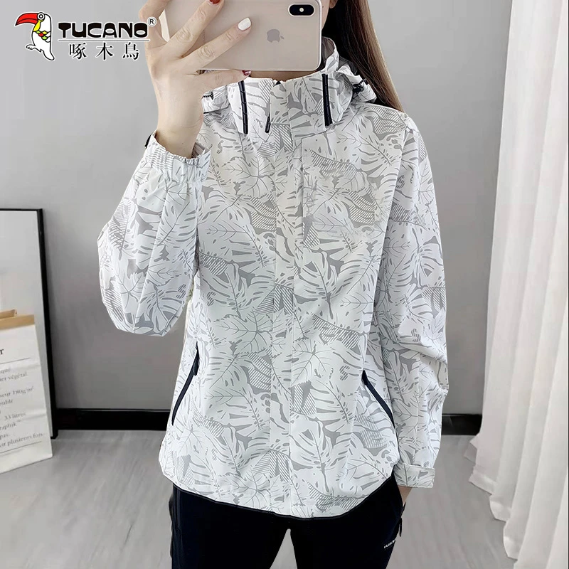 啄木鸟户外冲锋衣女秋冬三合一可拆卸加绒防风登山服两件套男外套