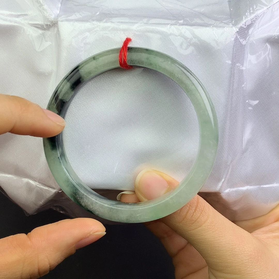 翡翠未镶嵌手镯59