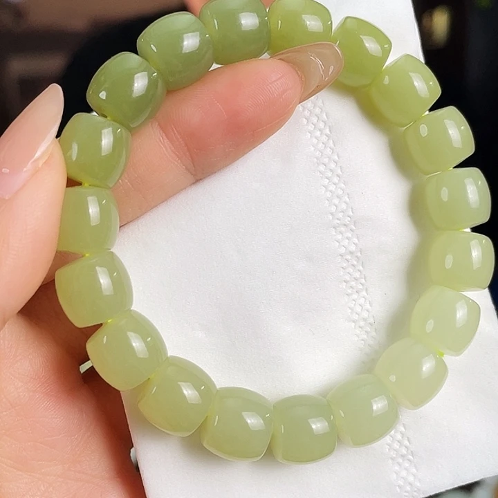 和田玉未镶嵌颈饰定制发货