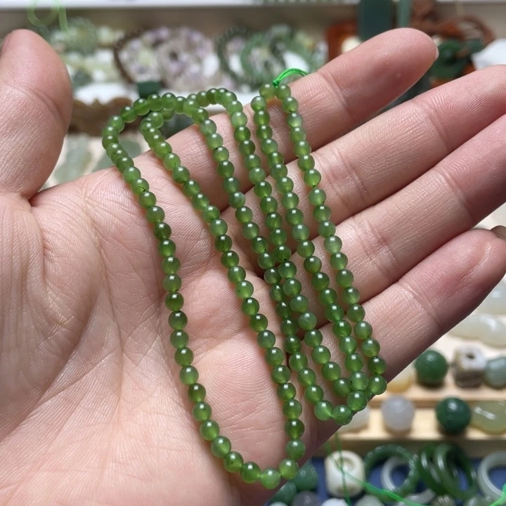 颈饰未镶嵌和田玉L*?