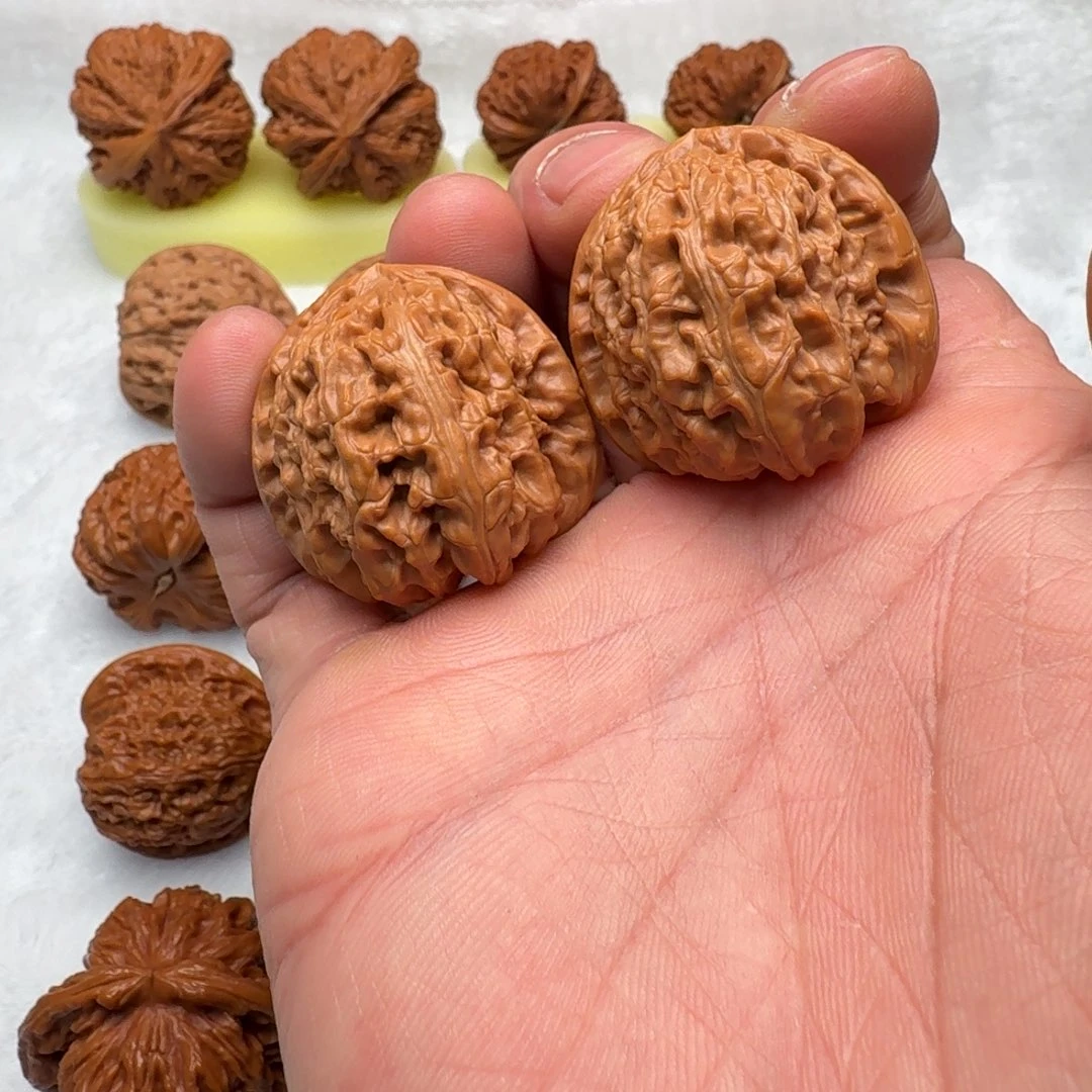 文玩核桃把件阿*丶白狮子