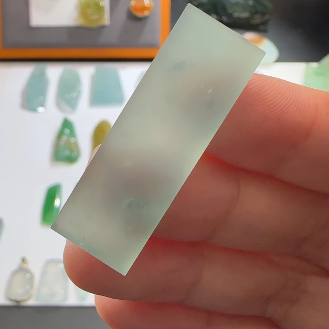 定制翡翠未镶嵌材料