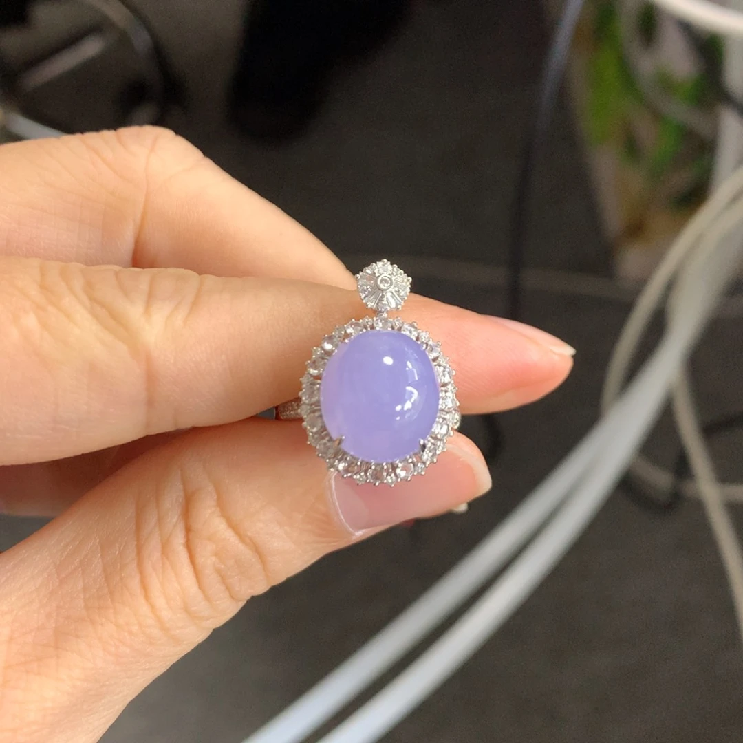 翡翠戒指18K金镶嵌翡翠